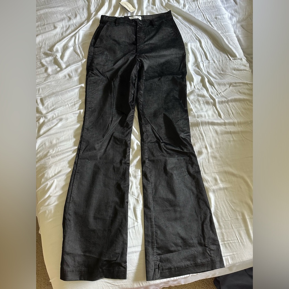 Evereve Level 99 black velvet flare pants size 26